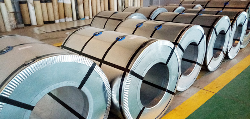 阿米納淺析彩涂板在使用中需要注意的一些事項