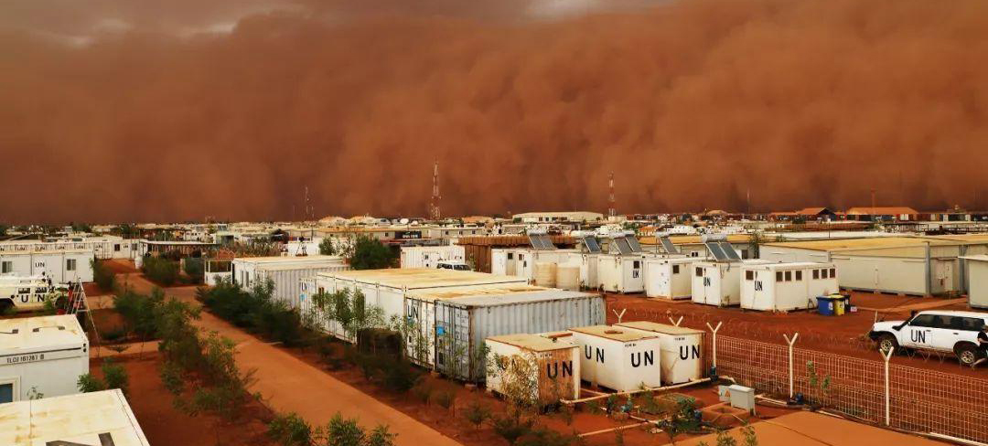 風(fēng)沙嚴(yán)重地區(qū)彩涂板應(yīng)用案例