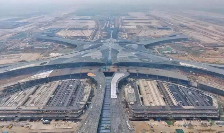 為什么大部分的機場屋面金屬圍護系統(tǒng)采用了PVDF氟碳彩涂鋁板